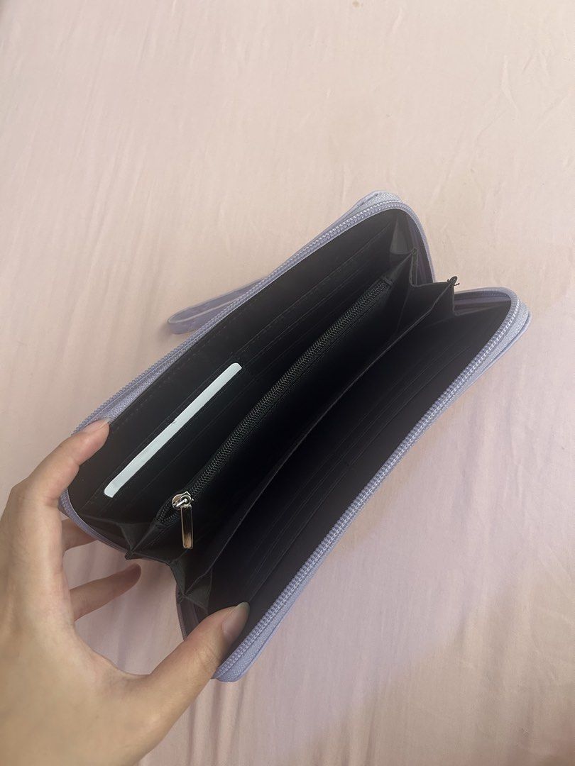 Wallet Wristlet (Lavender) (Category: Wallets & Card holders) located in Taytay. Submitted by SV_Shop (Listing ID 1443744732, Image 2). Description: BRAND NEW W/ TAG perfect for gift!.