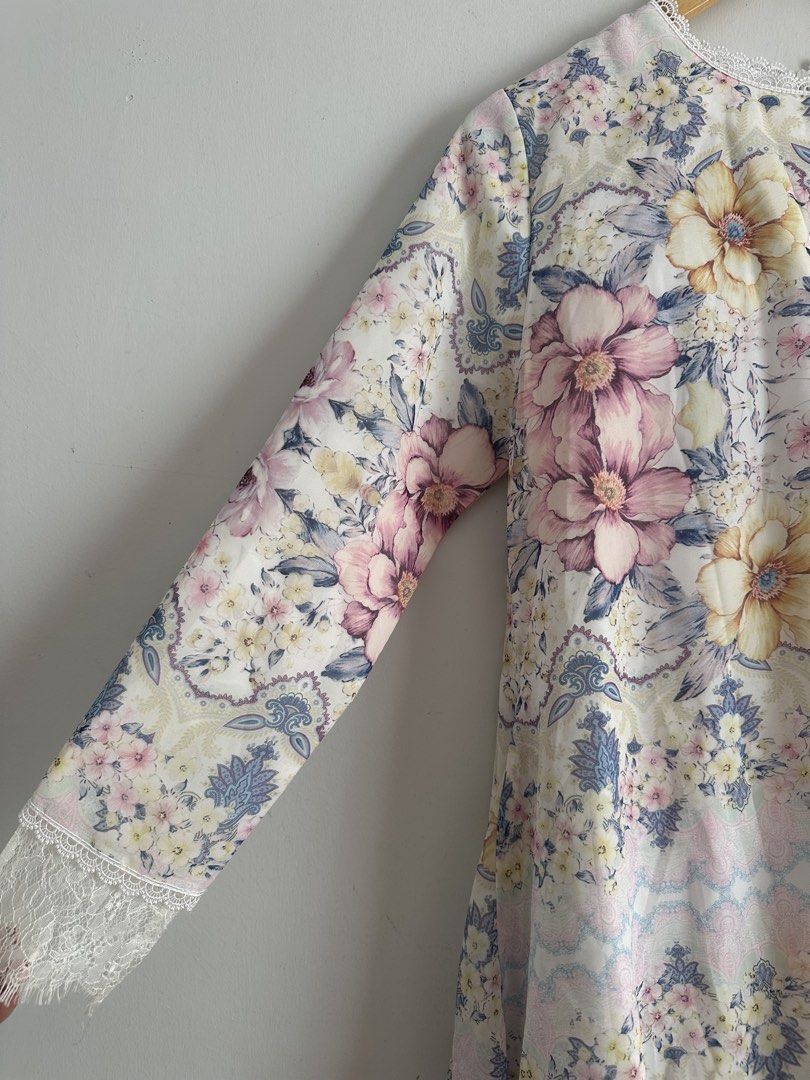 Yadotsa Kurung (Category: Baju Kurung & sets) located in Shah Alam. Submitted by dhaniahmn (Listing ID 1443771629, Image 2). Description: Condition like newwwe.