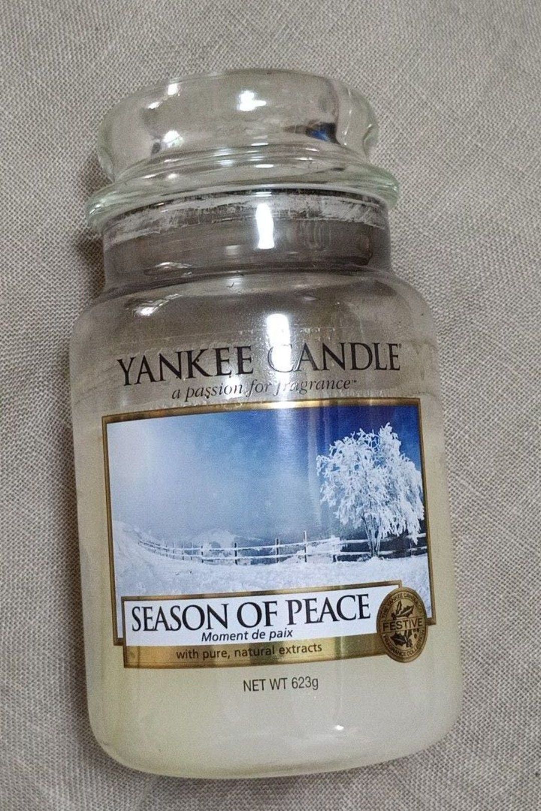 Yankee Candle (Category: Home Fragrance) located in Singapore. Submitted by orangejp (Listing ID 1443746708, Image 1). Description: Festive fragrance.