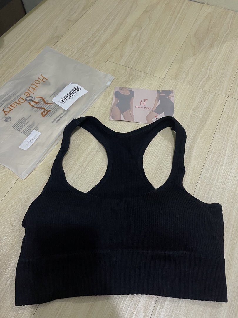 Yoga Wear (Category: Others Tops) located in Manila. Submitted by _eahmczz (Listing ID 1443889205, Image 3). Description: Location: SJDM BULACAN 1 beses ko lang po nagamit bagong bago pa.