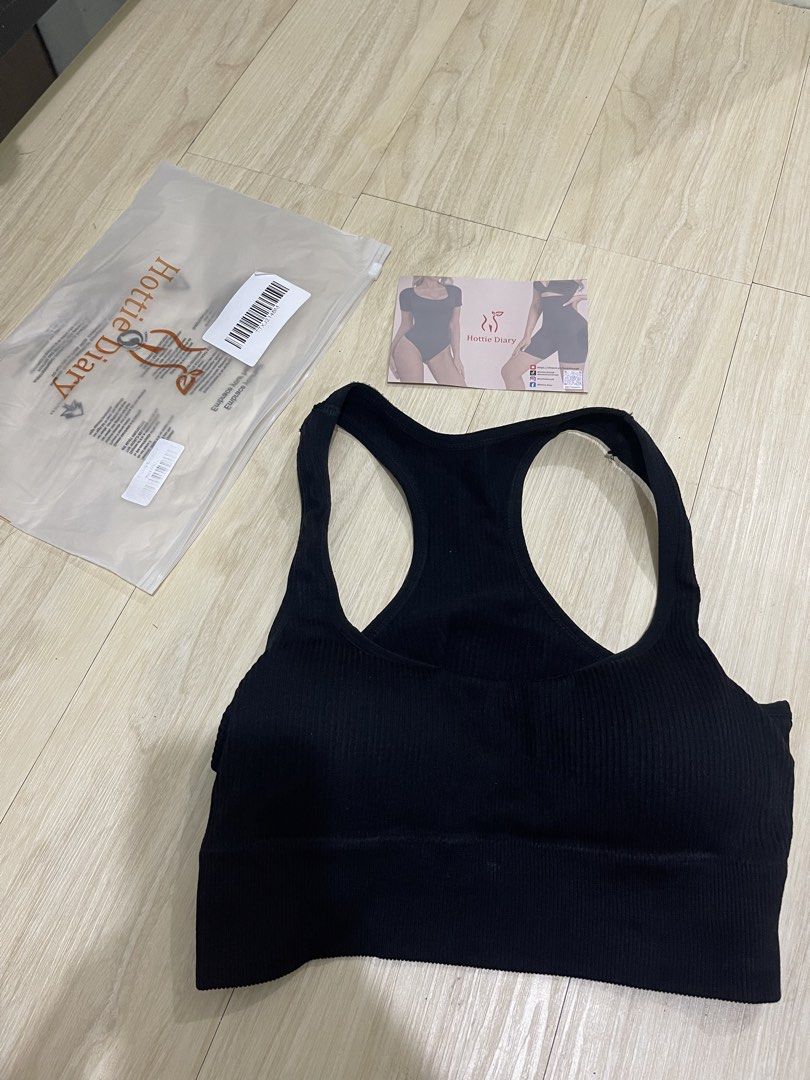 Yoga Wear (Category: Others Tops) located in Manila. Submitted by _eahmczz (Listing ID 1443889205, Image 1). Description: Location: SJDM BULACAN 1 beses ko lang po nagamit bagong bago pa.