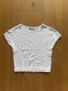 (Category: ) located in . Submitted by closet.very.full (Listing ID 1443781379, Image 1). Description: .