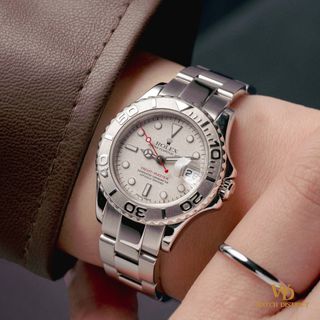 (Category: ) located in . Submitted by watchdistrict (Listing ID 1443976996, Image 1). Description: .