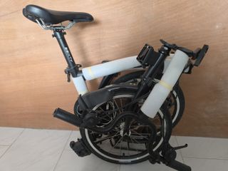 (Category: ) located in . Submitted by swee.shootingstar (Listing ID 1443997855, Image 1). Description: .