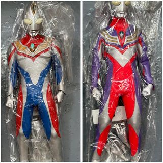 全新未開SHF 轟轟戰隊轟轟紅+ 魂限轟轟藍/ 黑set 超級戰隊, 玩具收藏品