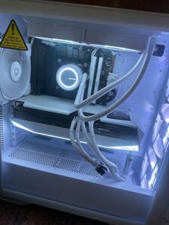 9070xt XFX International Version Pro White with Original Box