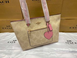✨️ COACH  Collection item 1