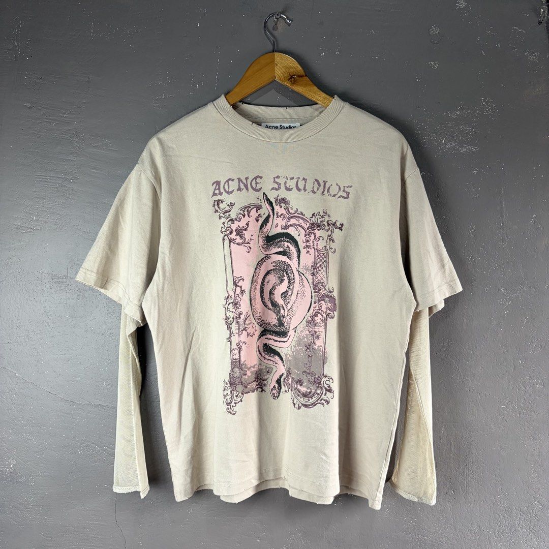 ACNE STUDIOS - Layered Printed T-shirt (Category: Luxury Apparel) located in Manila. Submitted by yourtherapist_ (Listing ID 1444036213, Image 2). Description: ACNE STUDIOS - Layered Printed T-shirt Medium Excellent condition No flaws Measurements (inches) Width - 22” Length - 27” 1,000.