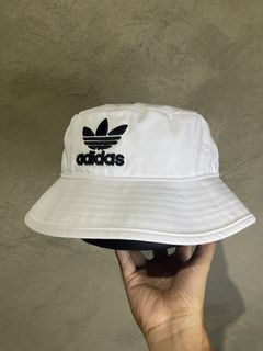 (Category: ) located in . Submitted by suecyyythrift (Listing ID 1444050139, Image 1). Description: .