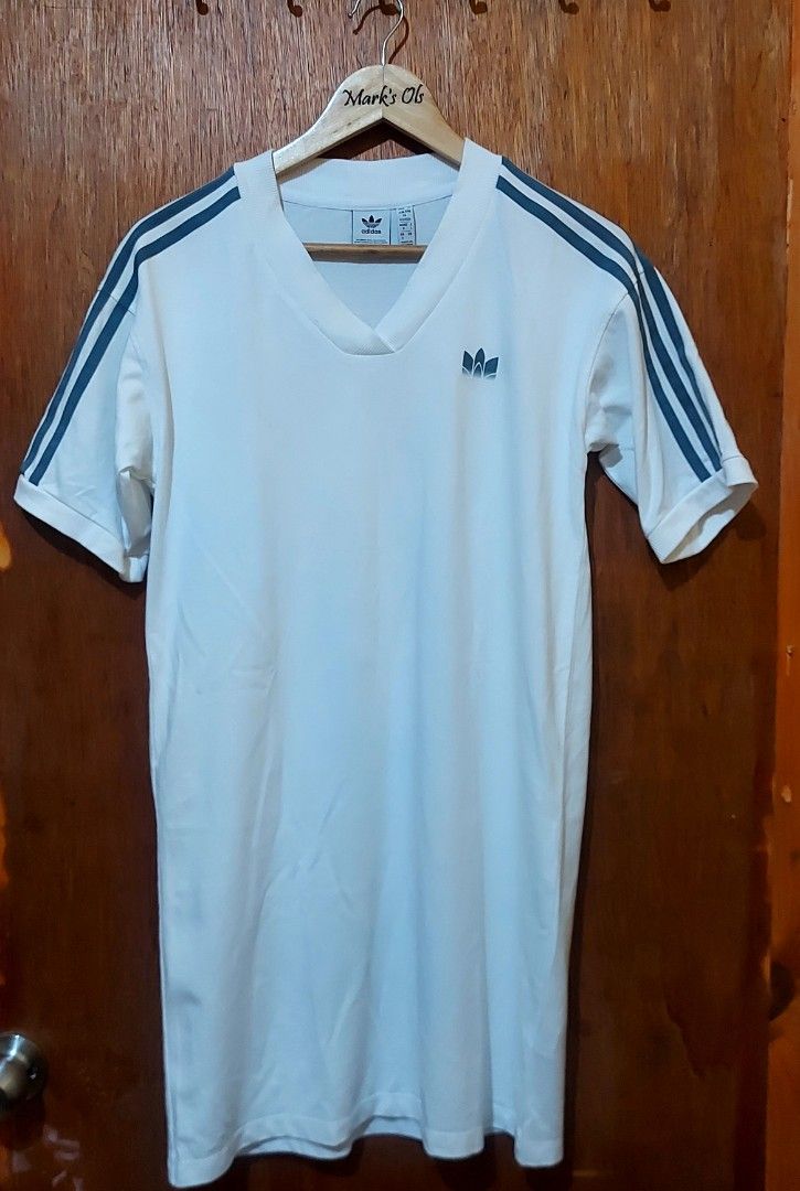 Adidas dress (Category: Others Tops) located in La Trinidad. Submitted by marksols (Listing ID 1443947349, Image 1). Description: .