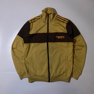 (Category: ) located in . Submitted by 1121_garments (Listing ID 1443942503, Image 1). Description: .