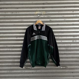 (Category: ) located in . Submitted by thriftbyken (Listing ID 1444045095, Image 1). Description: .