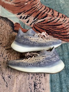 (Category: ) located in . Submitted by streetwear.collections (Listing ID 1444076318, Image 1). Description: .