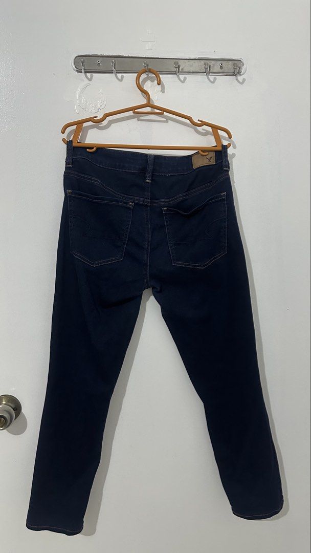 American Eagles Women Jeans (Category: Jeans) located in Angeles City. Submitted by dbydonna (Listing ID 1444070695, Image 2). Description: Waistline: 33".