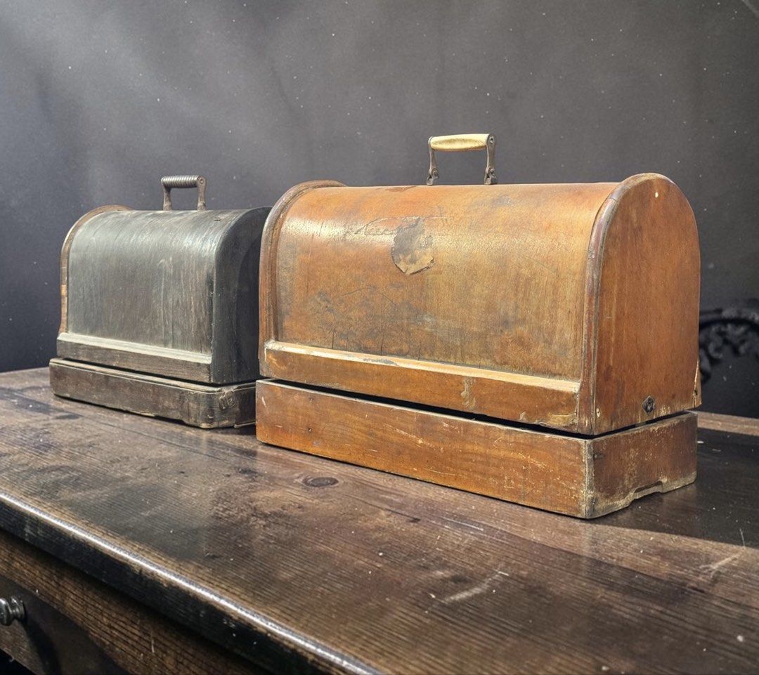 Antique 1920s Portable Sewing Machine (Category: Craft Supplies & Tools) located in Manila. Submitted by sinaunang_gamit (Listing ID 1443950065, Image 1). Description: Antique 1920s Portable Sewing Machine original covers included ₱6k each.