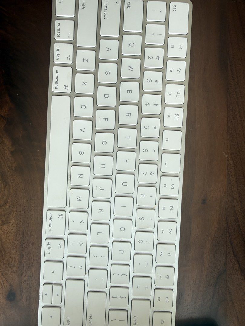 Apple Magic Keyboard483819820574976000