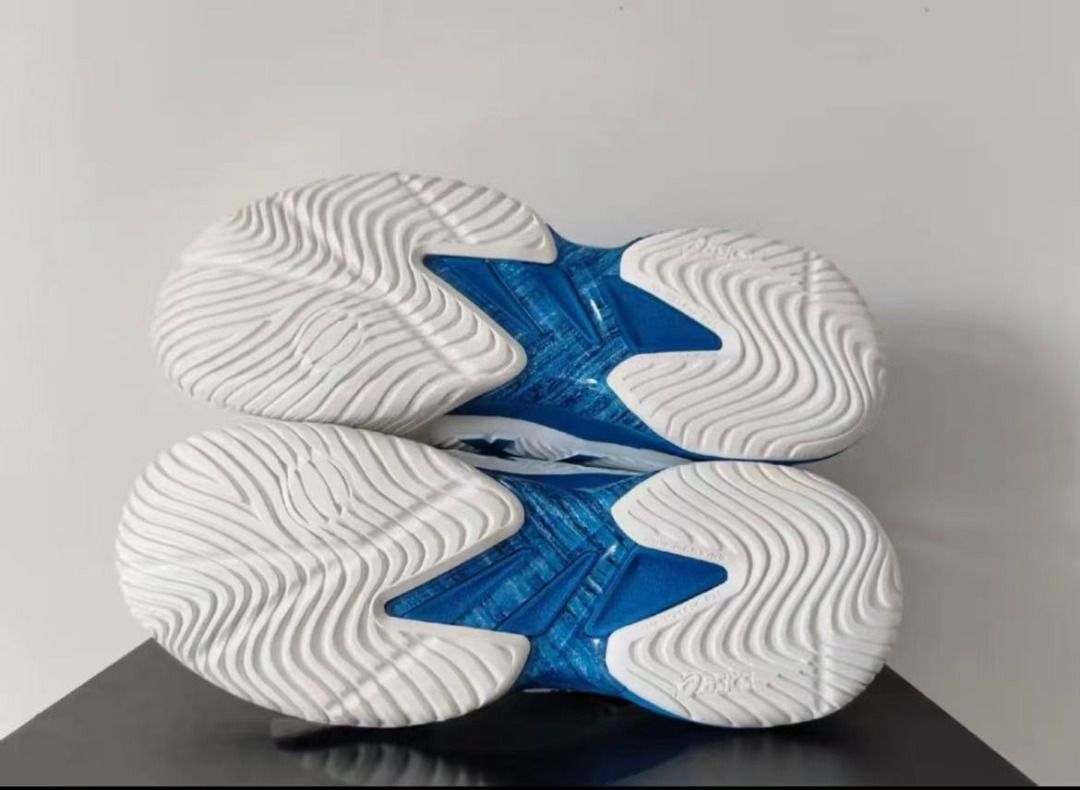 Asics Court FF Novak tennis shoes men's white and blue (Category: Sneakers) located in Singapore. Submitted by mightystorm_04bb3a (Listing ID 1443969948, Image 3). Description: 🔥 Brand new, authentic, with original box and label 📦 free doorstep delivery，COD ⏱ 7-9 working days deliver ✨SIZE：EU36-47 🔥If u need other colors or styles, u can consult mev.