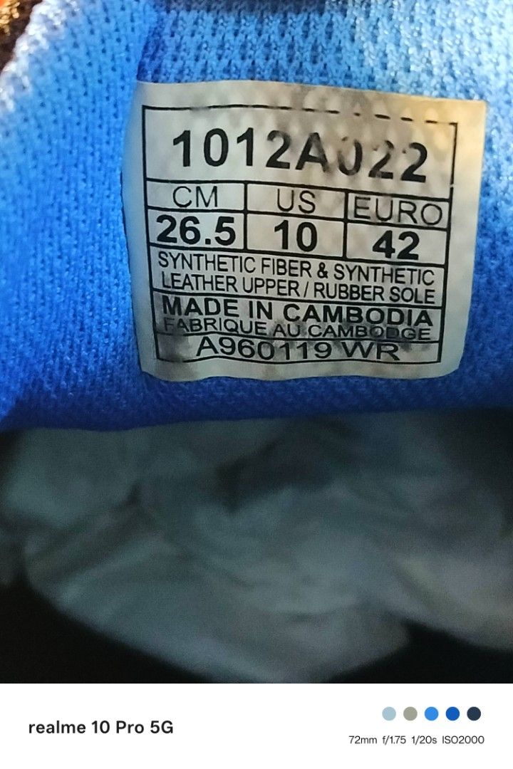 ASICS Gel-Cumulus Running Shoes (Category: Sneakers) located in Manila. Submitted by cleverturtle-2982 (Listing ID 1443916165, Image 3). Description: - ASICS Gel-Cumulus running shoes - Size: 26.5cm (US 10, EUR 42) - Color: Black and blue - Origin: Made in Cambodia - Ideal for: Running or training - Condition: Shows some signs of wear, but plenty of life left.