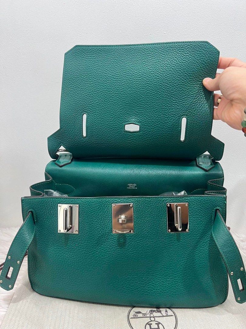 Authentic💯Hermes Jypsiere 28 (Category: Luxury Bags & Wallets) located in Quezon City. Submitted by jhaediah (Listing ID 1426001399, Image 3). Description: Authentic💯Jypsiere 28 Stamp B (year 2023) 💕59 With Dustbag and Legit Grails.