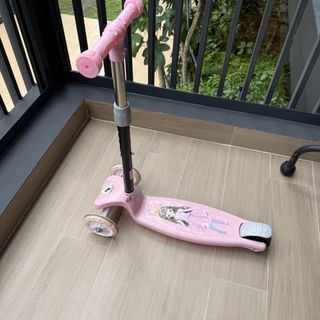 (Category: ) located in . Submitted by bigsaleee (Listing ID 1443991189, Image 1). Description: .
