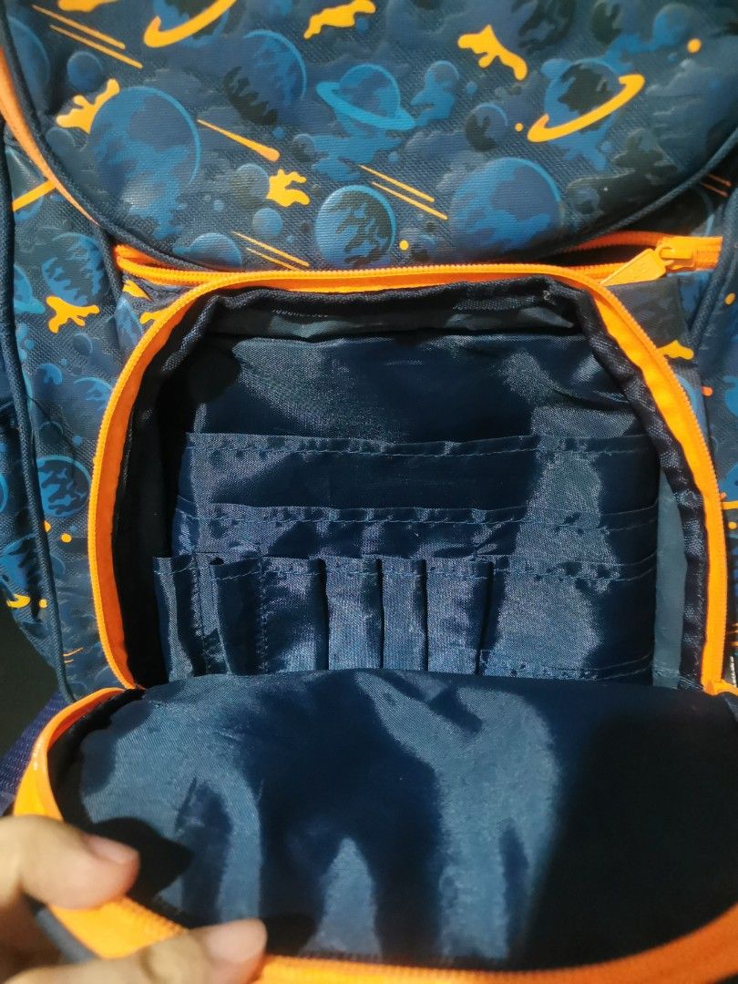 Backpack (Category: Backpacks) located in Quezon City. Submitted by magnus0711 (Listing ID 1444087849, Image 3). Description: .