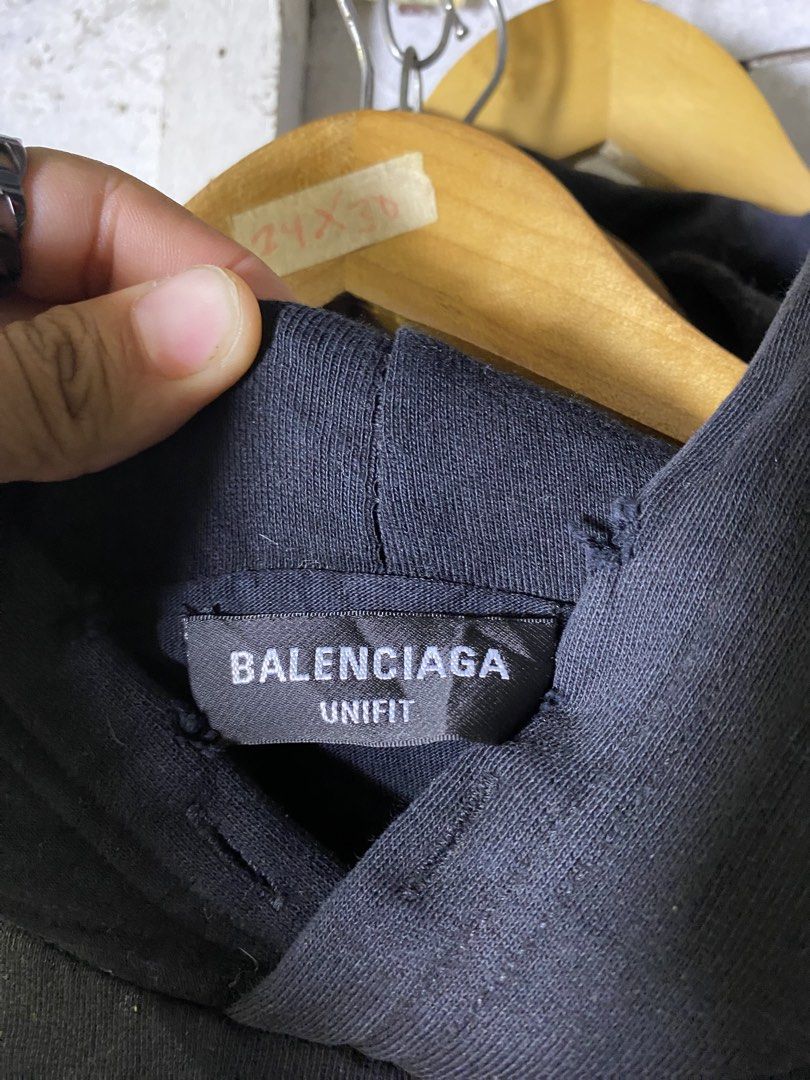 Balenciaga distressed hoodie (Category: Coats, Jackets and Outerwear) located in Manila. Submitted by ercmrsmam (Listing ID 1444080928, Image 3). Description: BALENCIAGA DISTRESSED HOODIE DOUBLE INNER LINING HEAVY COTTON W29 L29.5 Color may vary due to lighting Need wash Dm if interested 📩 will be posted on my carousell acc⬇️ Check out ercmrsmam listings on #Carousell: https://carousell.app.link/mu0SnqUHP3b 📍baclaran paranaque metro manila 🛵jn