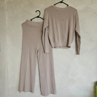 (Category: ) located in . Submitted by k_closetsale (Listing ID 1444108489, Image 1). Description: .