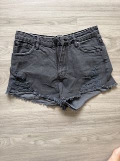 (Category: ) located in . Submitted by max0607 (Listing ID 1443979864, Image 1). Description: .