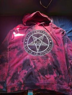 (Category: ) located in . Submitted by thriftlang.01 (Listing ID 1444109254, Image 1). Description: .