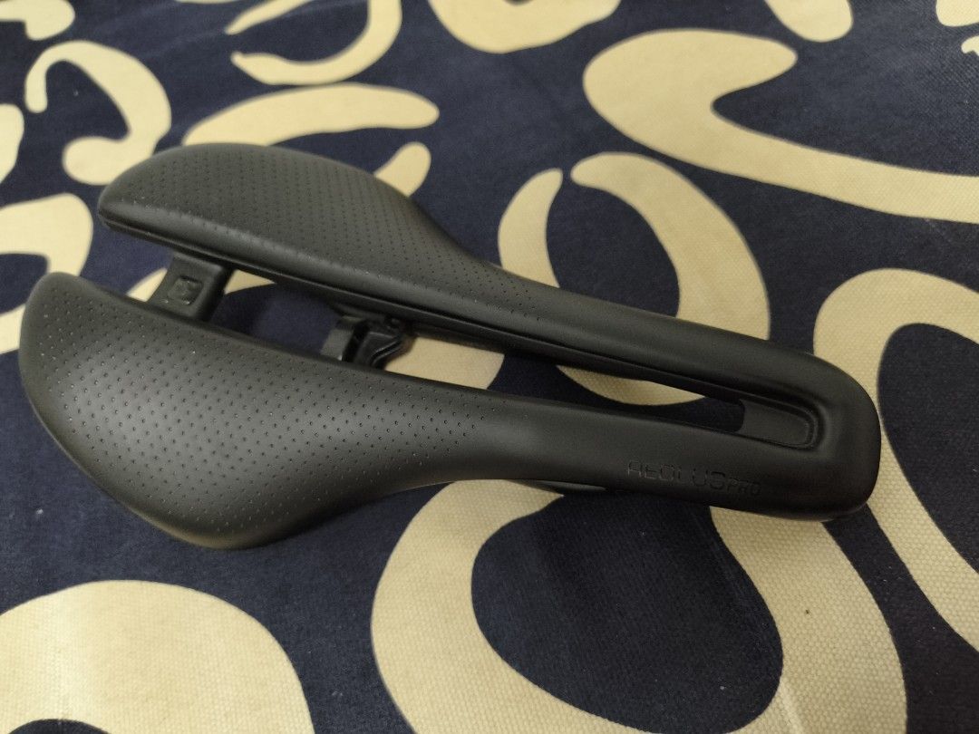 Bontrager Aeolus Pro carbon rails 145mm Bontrager AEOLUS PRO short