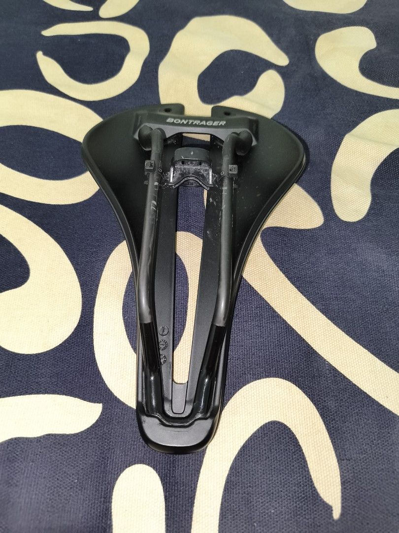 Bontrager Aeolus Pro carbon rails 145mm Bontrager AEOLUS PRO short