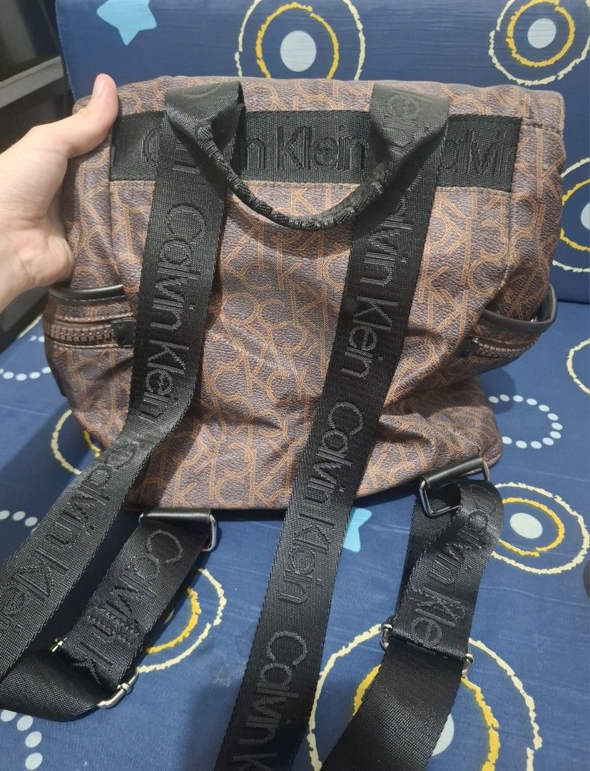 Calvin Klein Brown and Black Backpack (Category: Luxury Bags & Wallets) located in Cavite. Submitted by miin_toar (Listing ID 1444066013, Image 2). Description: Used only once.