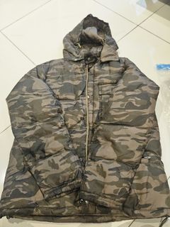 (Category: ) located in . Submitted by manisepreloved (Listing ID 1444004725, Image 1). Description: .