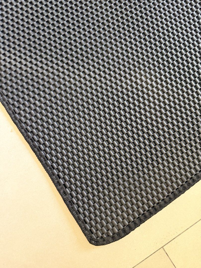 Car Mat (Category: Upholstery, Seatcovers and Other Interior Parts and Accessories) located in Makati City. Submitted by arjayv (Listing ID 1443967975, Image 2). Description: Cat mat - 110x95cm .