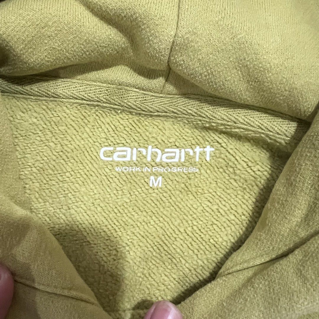 Carhartt Work In Progress Hoodie Size M (Category: Coats, Jackets and Outerwear) located in Naga. Submitted by thirdythethird (Listing ID 1443987804, Image 3). Description: - Brand: Carhartt WIP - Color: Bright Green - Size: Medium (M) Dimes: Width: 19.5 inches Length: 25.