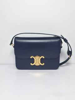 （分類：）位於 。 由 mshluxurycollective 提交（商品編號 1443999428，圖片 1）。簡介： 。