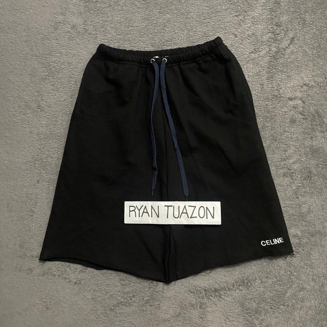 Celine Paris Fleece Shorts (Category: Shorts) located in Lubao. Submitted by thriftlangph (Listing ID 1444089851, Image 2). Description: 🏷P599 Celine Paris Fleece Shorts 24 to 30W x 19L 12 leg opening 9.9/10 color rate Excellent to like new No issue.