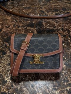 (Category: ) located in . Submitted by uniquelybags (Listing ID 1444014039, Image 1). Description: .