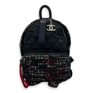 (Category: ) located in . Submitted by carousellluxury (Listing ID 1420843160, Image 1). Description: .