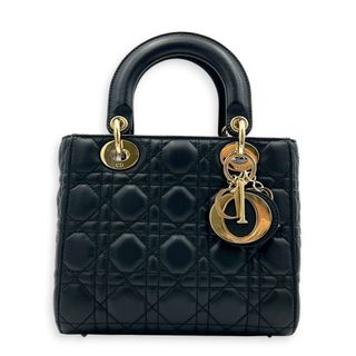 (Category: ) located in . Submitted by carousellluxury (Listing ID 1436562511, Image 1). Description: .