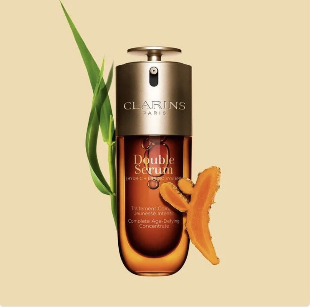 Clarins Paris Double Serum Complete Age-Defying Concentrate 50ml (Category: Face Care) located in Singapore. Submitted by mrsdiane13122009 (Listing ID 1443923241, Image 2). Description: - Clarins Double Serum - Complete Age-Defying Concentrate - Hydric + Lipidic System - 50ml / 1.7 FL. Oz. - Formulated with plant extracts - Promotes youthful appearance and combats aging.