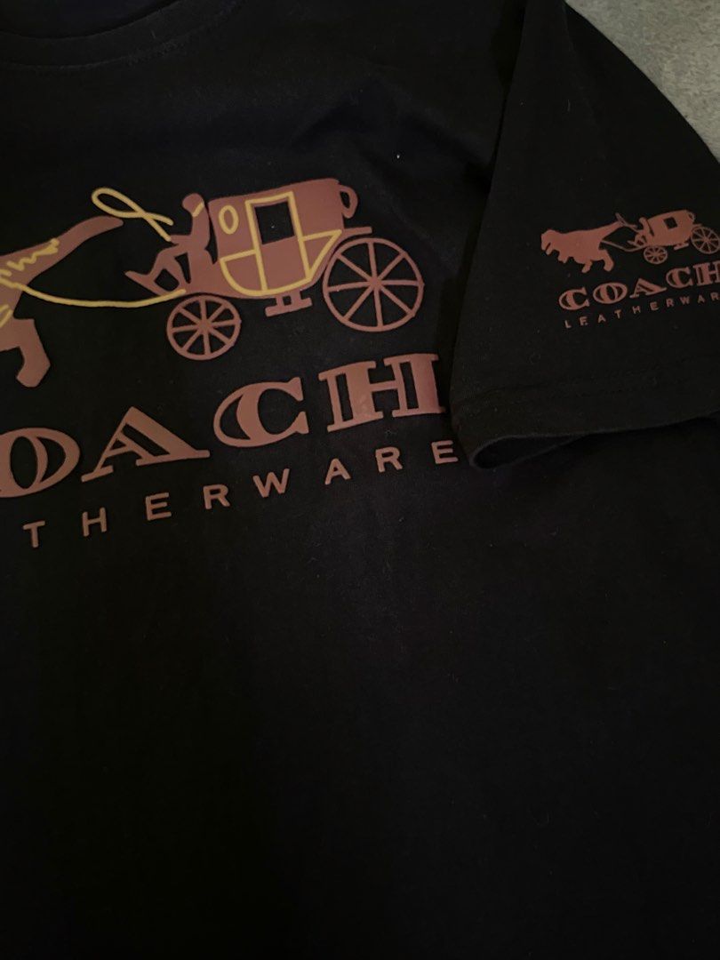 Coach Leatherware Black Graphic Tee (Category: Formal Shirts) located in Nagcarlan. Submitted by puredriponly (Listing ID 1443922695, Image 2). Description: 🔥 Coach Leatherware Graphic Tee ✅ Good condition ✅ Black color ✅ Soft cotton fabric ✅ Ready to wear W - 25.4 L - 18 SIZE M .