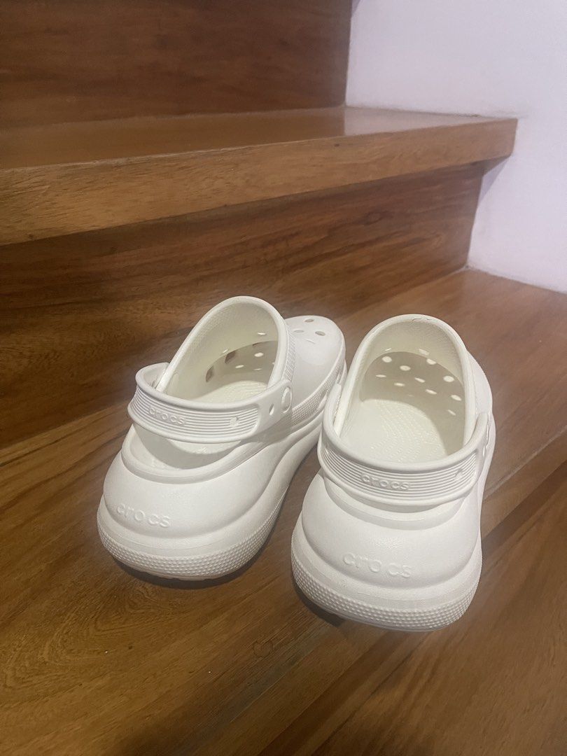 Crocs Classic Crush Clog in White - W8 (Category: Casual Shoes) located in Angeles City. Submitted by svrn_declutter (Listing ID 1444038821, Image 3). Description: Crocs Classic Crush Clog in White - W8 - rarely used, still in great condition, minimal signs of wear - height boost - Mens 6, Womens 8 - rfs: already have other pairs, decluttering - mop: gcash only.