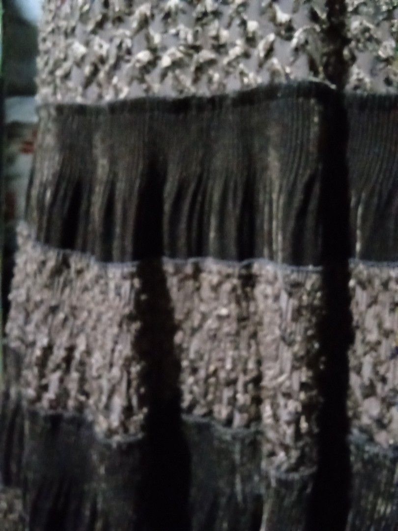 Dark brown bohemian whimsygoth skirt (Category: Skirts) located in Meycauayan. Submitted by midori021 (Listing ID 1443962086, Image 3). Description: closure:side zips, hook and snap button. jp brand *1st pic AI generated only actual pics na po lahat yung sumunod.