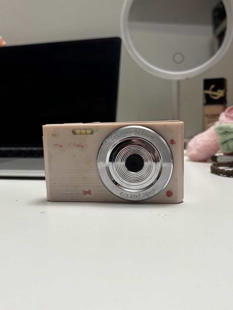 digital camera (Category: Cameras) located in Bandar Labuan. Submitted by roxyxyy (Listing ID 1443985538, Image 1). Description: used few times includes full set, charger and memory card non negotiable price pics i took in slide 4 onwards.
