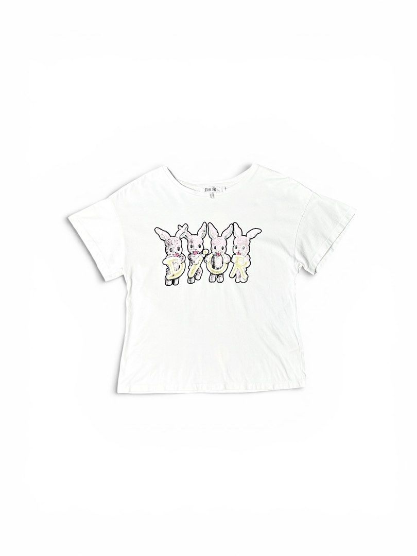Dior (Category: Babies & Kids Fashion) located in Manila. Submitted by draftdrops (Listing ID 1443942117, Image 1). Description: Printed design and excellent condition Width :18 Length :21 Size:medium (Womens).