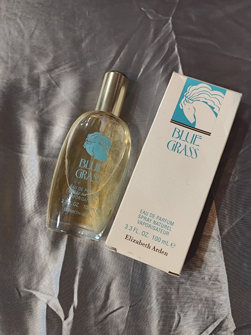 Elizabeth Arden Blue Grass Eau de Parfum Spray 100ml (Category: Fragrance & Deodorants) located in Tacloban City. Submitted by choutsuri (Listing ID 1443964595, Image 3). Description: - Elizabeth Arden Blue Grass Eau de Parfum - Authentic from New Zealand - 100ml spray bottle - Comes with original box - Classic and timeless scent.