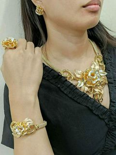 (Category: ) located in . Submitted by primejewelry (Listing ID 1443940230, Image 1). Description: .