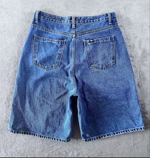 (Category: ) located in . Submitted by lardo.599 (Listing ID 1443919394, Image 1). Description: .