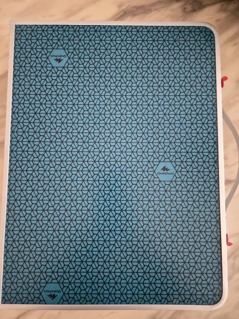 Foldable table (Category: Outdoor Furniture) located in Singapore. Submitted by kittynara (Listing ID 1443975231, Image 2). Description: preloved condition 42 x 32 x 4 cm hand carry design self collection only.